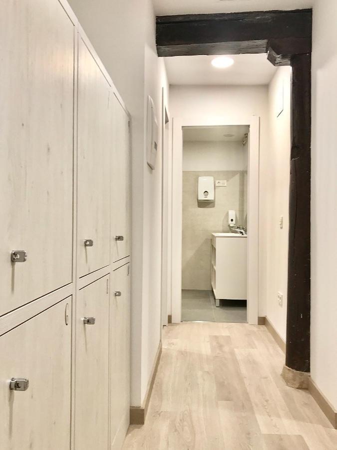 Quartier Leon Hostel Jabalquinto Екстер'єр фото