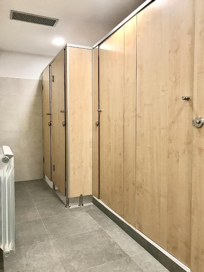 Quartier Leon Hostel Jabalquinto Екстер'єр фото